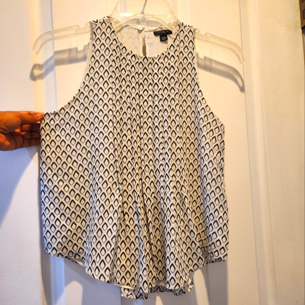Ann Taylor flowy blouse EUC